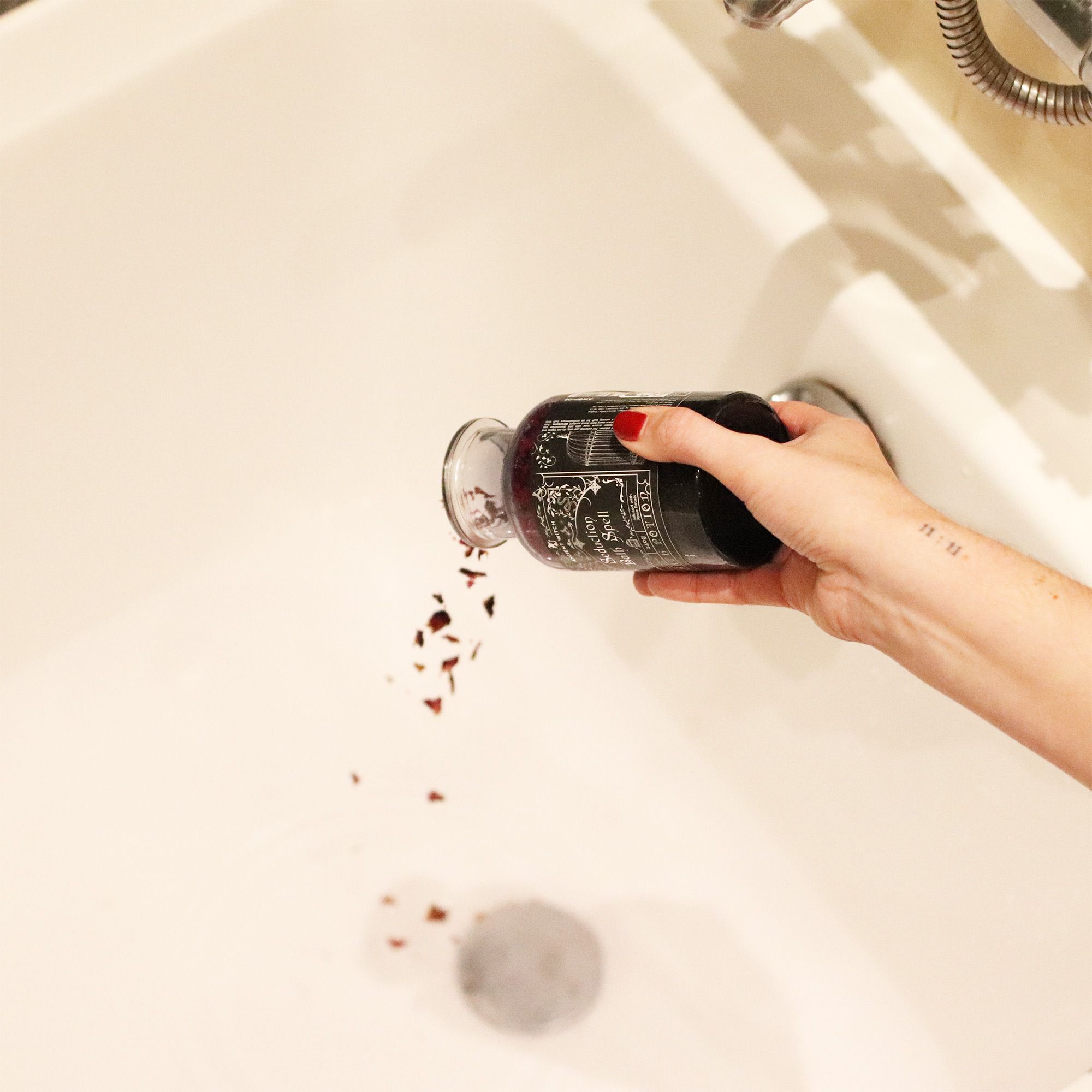 “Antica pozione da bagno incantesimo della strega & amuleto in cristallo di ametista – Seduzione” - immagine 6